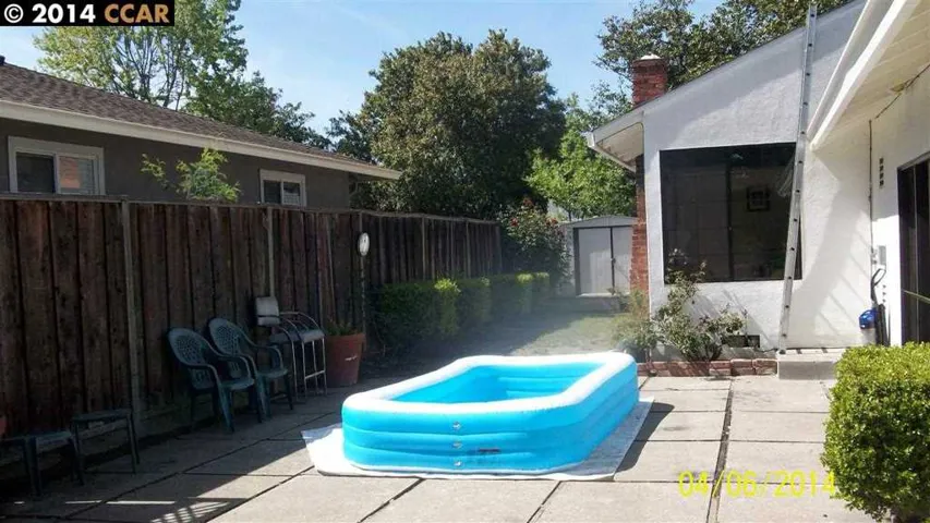 1193 Tilson Dr, Concord, California 94520-4057