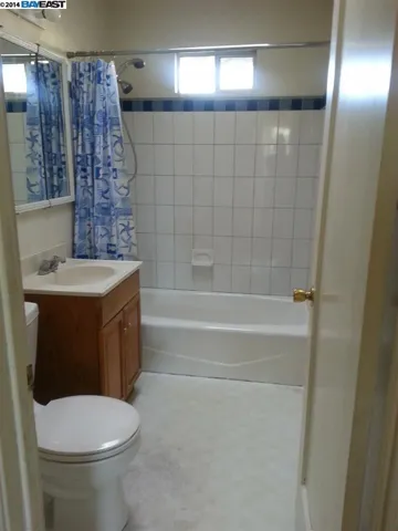 97 Doris Dr, Pleasant Hill, California 94523-2952
