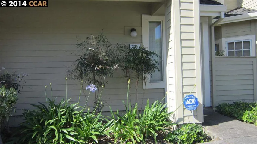 374 Porthole Ct, Hercules, California 94547-2029
