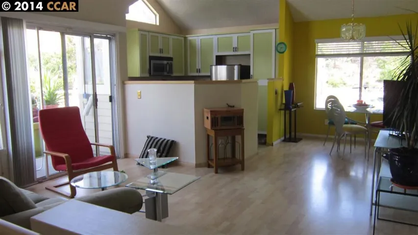 374 Porthole Ct, Hercules, California 94547-2029