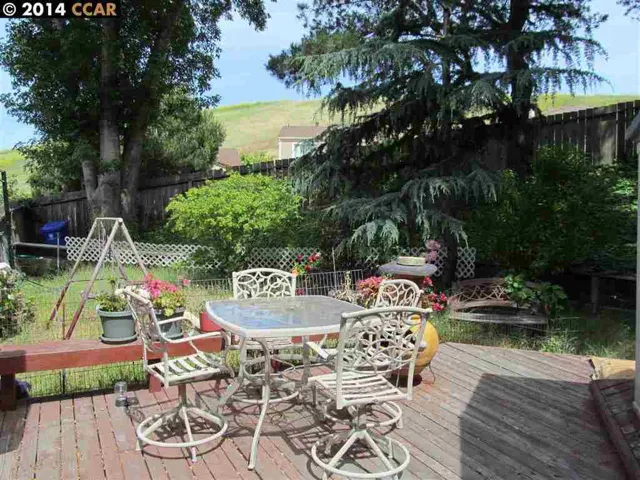 4030 Mozart Dr, Richmond, California 94803-2748