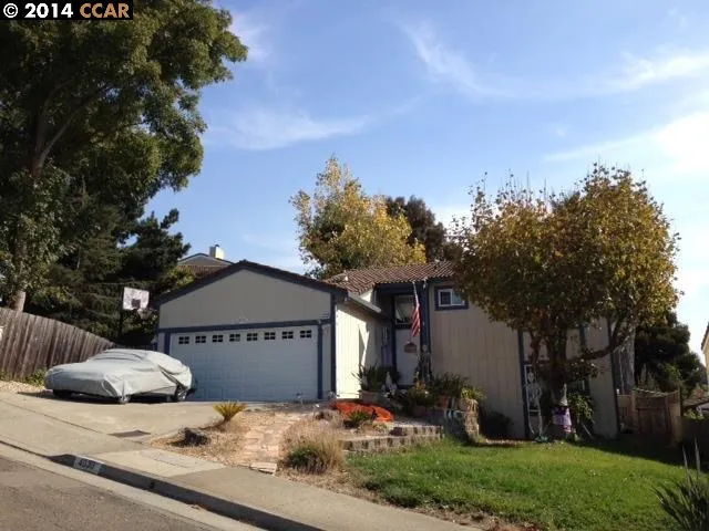 4030 Mozart Dr, Richmond, California 94803-2748