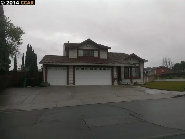 445 Sparrow Dr, Hercules, California 94547-1510