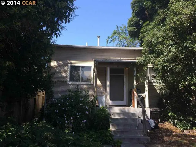 3069 Birdsall Ave, Oakland, California 94619-3305