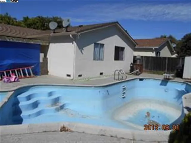 31304 Santa Rita Way, Union City, California 94587-2806