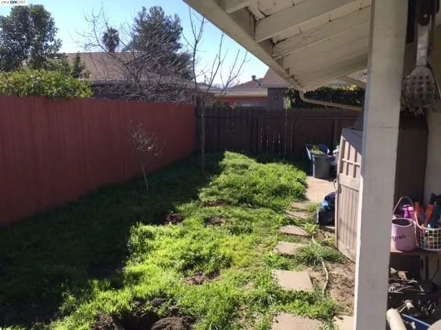 1710 Mayette Ave, Concord, California 94520-3921