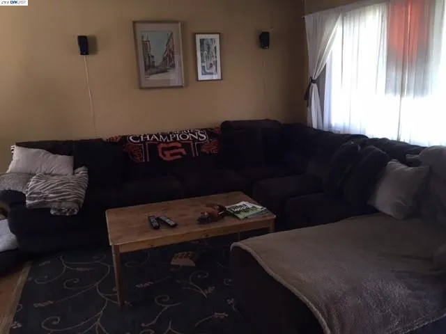 1710 Mayette Ave, Concord, California 94520-3921