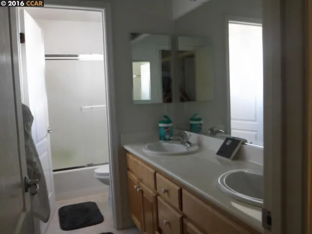 upstairs bathroom
