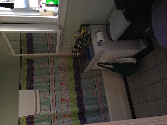 7201 Altura Place, Oakland, California 94605