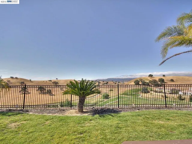 2696 Cinnabar Hills Court, Brentwood, California 94513