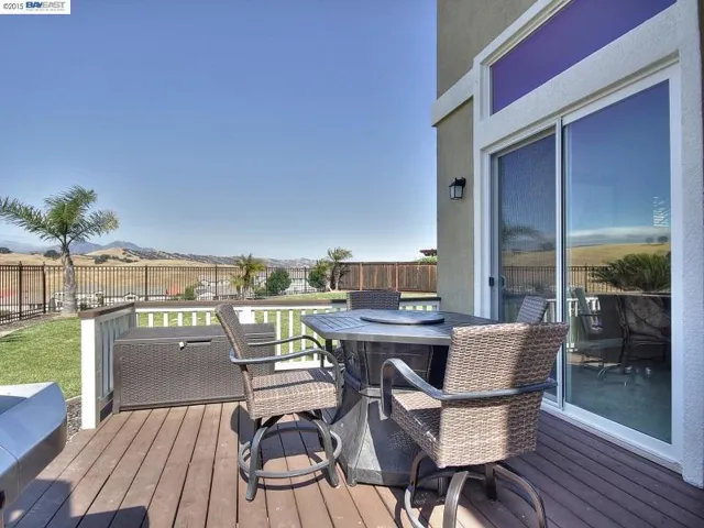 2696 Cinnabar Hills Court, Brentwood, California 94513