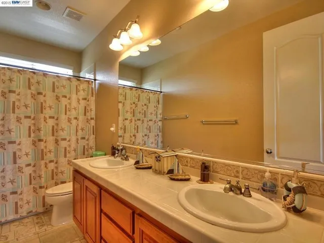 2696 Cinnabar Hills Court, Brentwood, California 94513