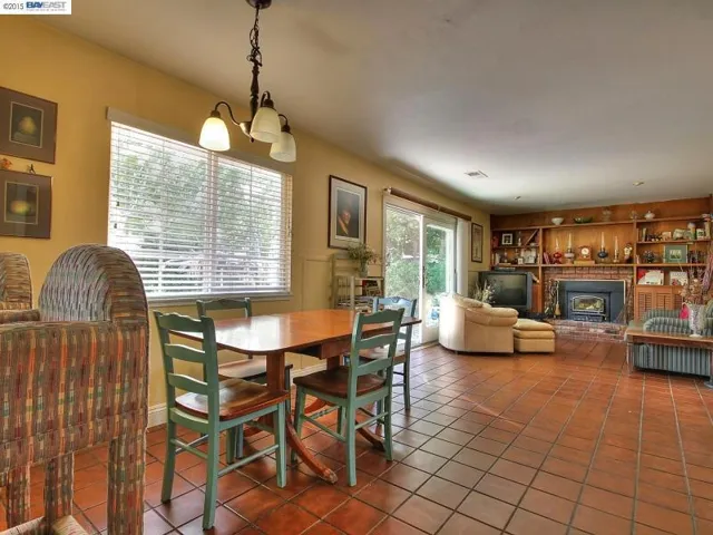 2770 Wilmore Ct, Concord, California 94518