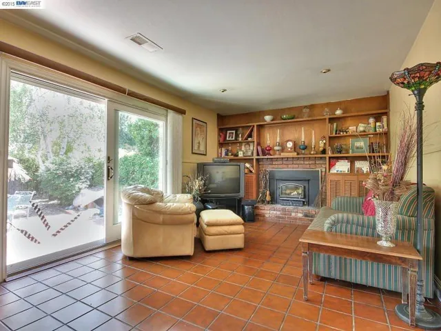 2770 Wilmore Ct, Concord, California 94518