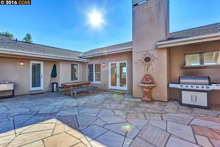 21 Bear Oaks Pl, Martinez, California 94553