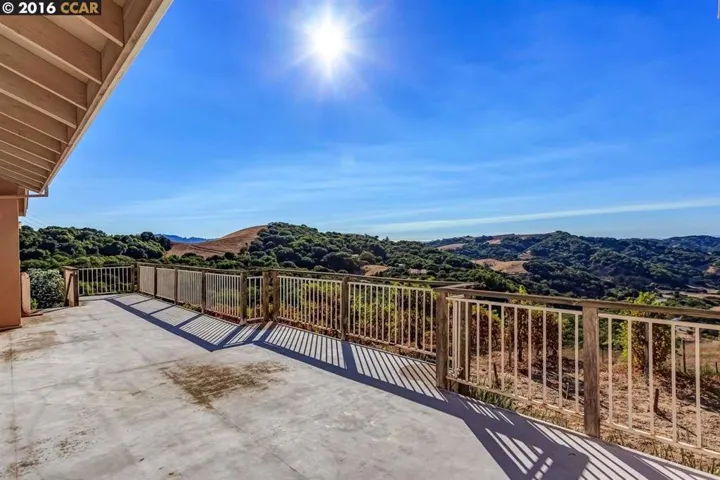 21 Bear Oaks Pl, Martinez, California 94553