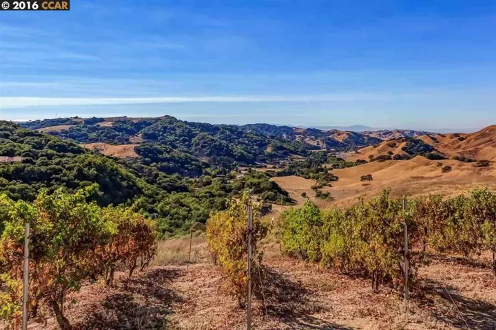 21 Bear Oaks Pl, Martinez, California 94553
