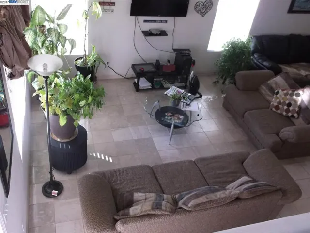 201 Martin Eden Ct, Pittsburg, California 94565