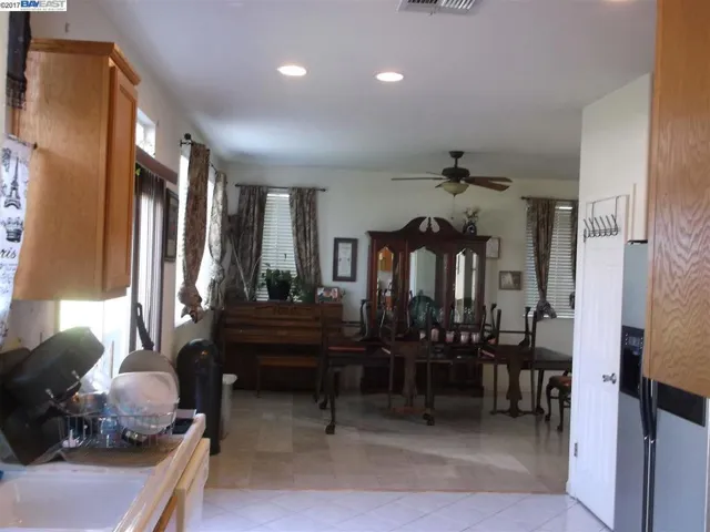 201 Martin Eden Ct, Pittsburg, California 94565