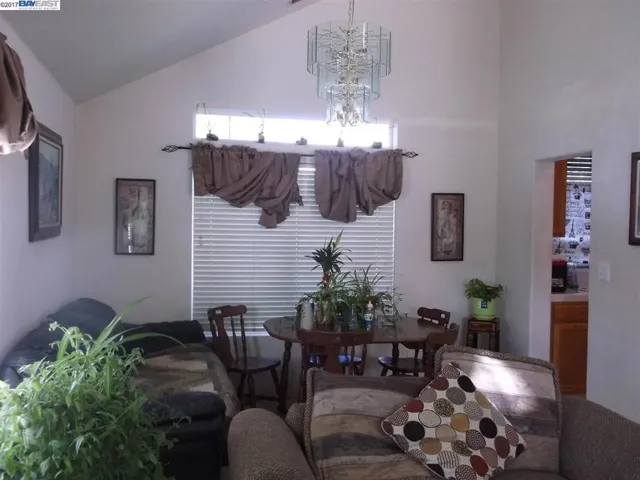 201 Martin Eden Ct, Pittsburg, California 94565