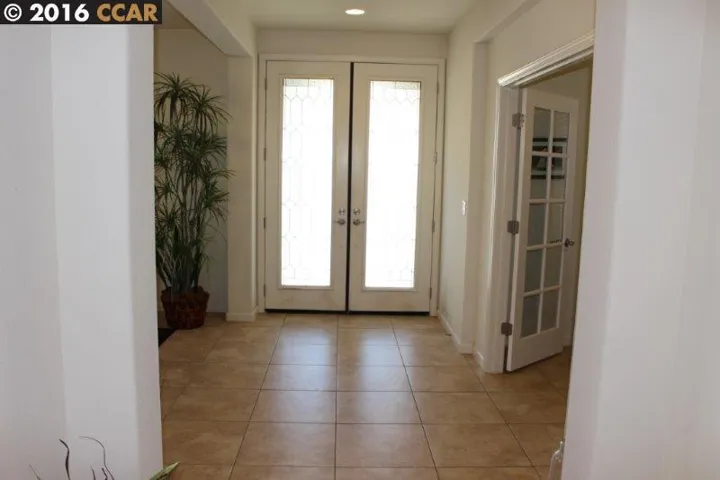 6567 Green Castle Cir, Discovery Bay, California 94505