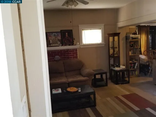 332 E 8th St, Pittsburg, California 94565