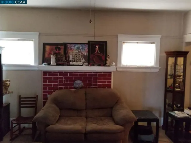 332 E 8th St, Pittsburg, California 94565
