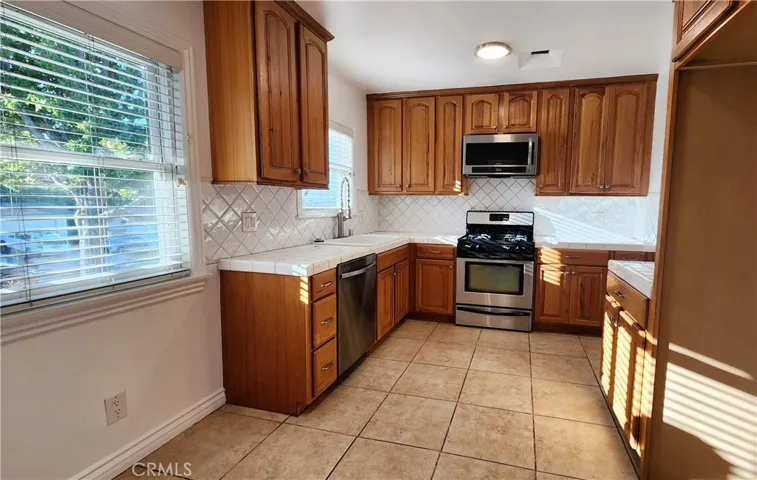 Kitchen with Breakfast Nook