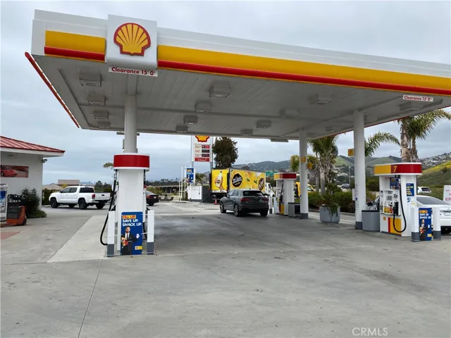 200 Five Cities Drive, Pismo Beach, California 93449