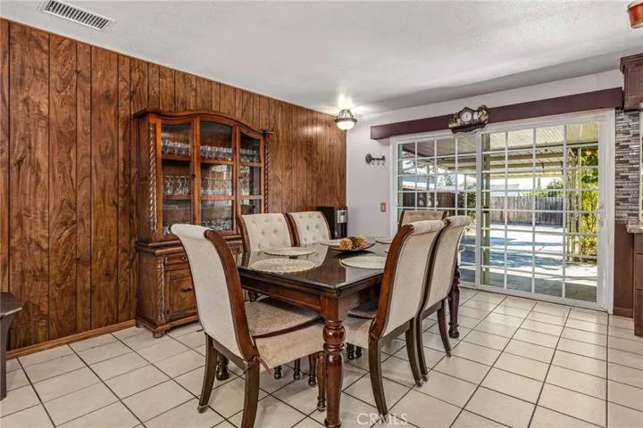 1249 E El Norte, Escondido, California 92027