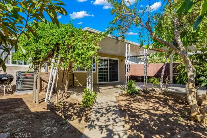 1249 E El Norte, Escondido, California 92027