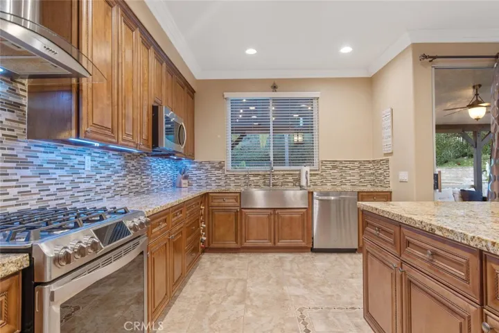 28241 Bakerton Avenue, Canyon Country, California 91351