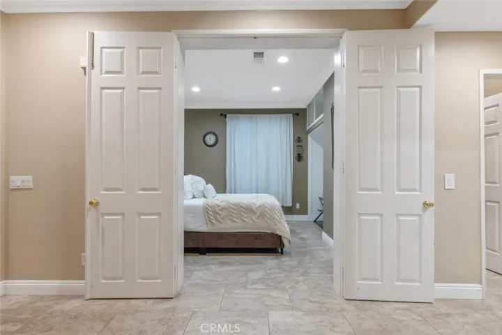28241 Bakerton Avenue, Canyon Country, California 91351