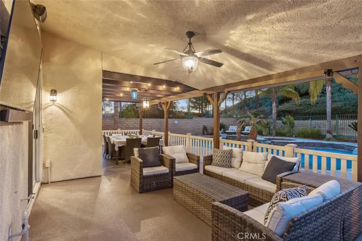 28241 Bakerton Avenue, Canyon Country, California 91351
