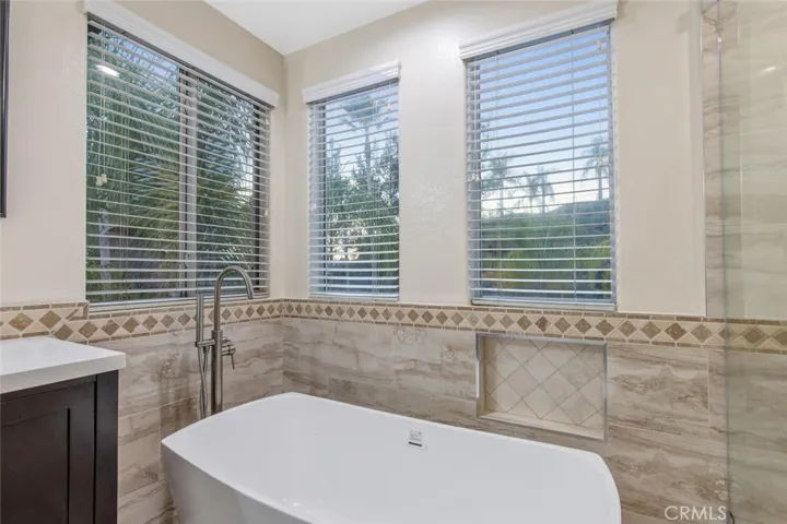 28241 Bakerton Avenue, Canyon Country, California 91351