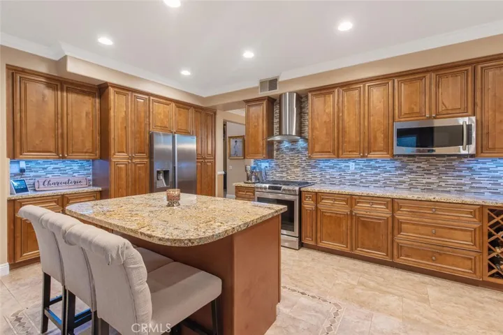 28241 Bakerton Avenue, Canyon Country, California 91351