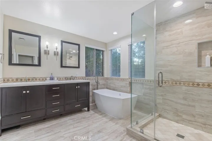 28241 Bakerton Avenue, Canyon Country, California 91351