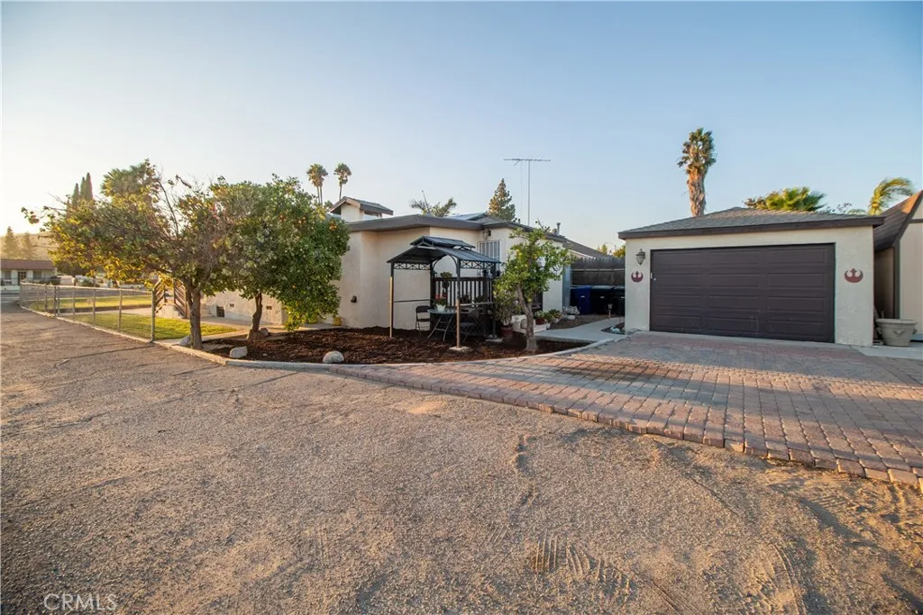 5345 La Sierra Avenue, Riverside, California 92505 home-pic-24