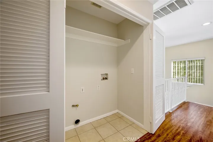 1011 Thompson Avenue A, Glendale, California 91201