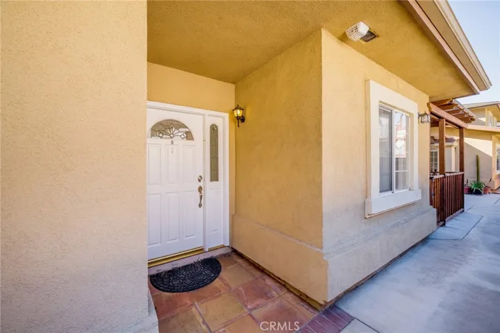 1011 Thompson Avenue A, Glendale, California 91201