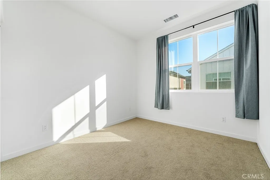 4433 S Grant Paseo, Ontario, California 91762 home-pic-16