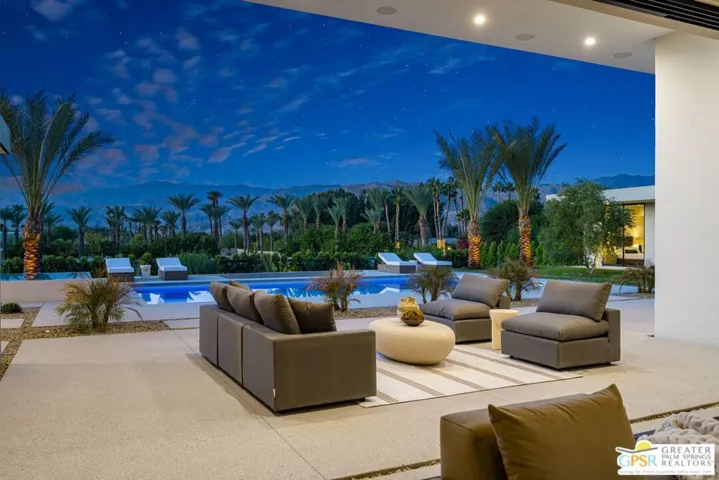 1 Wren Court, Rancho Mirage, California 92270