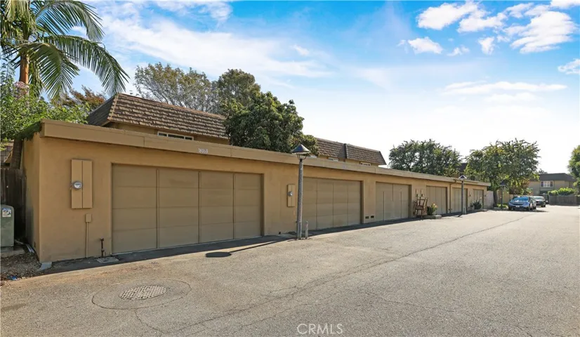 18060 Sunset Court, Fountain Valley, California 92708