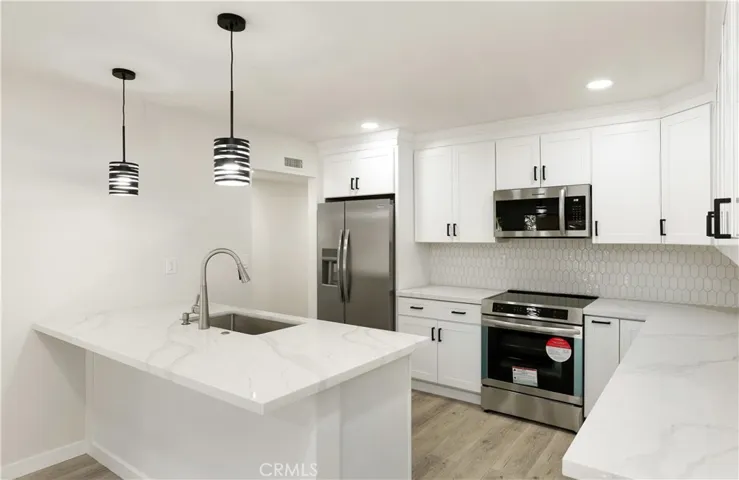 18060 Sunset Court, Fountain Valley, California 92708
