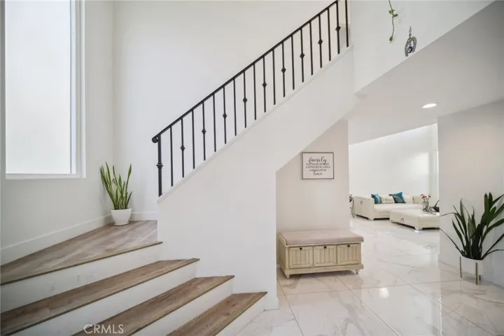 18510 Himalayan Court, Canyon Country, California 91351