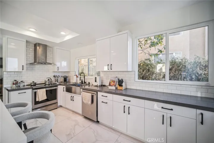 18510 Himalayan Court, Canyon Country, California 91351