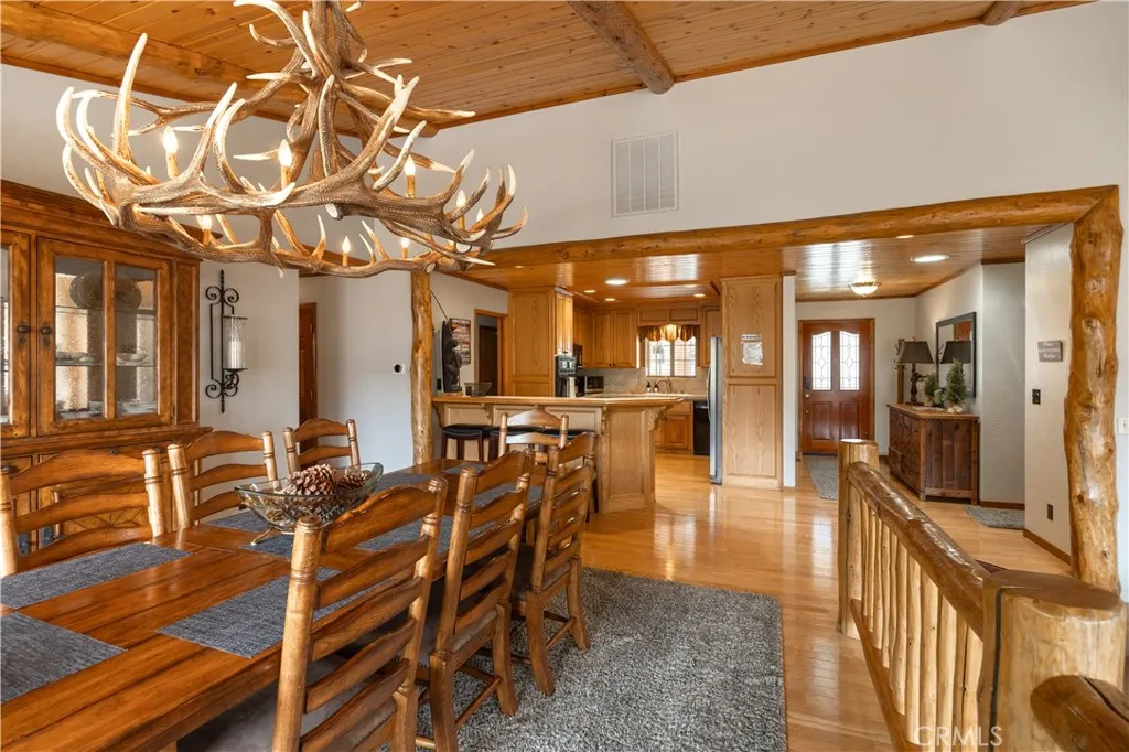 42690 Edgehill Place, Big Bear Lake, California 92315 home-pic-13