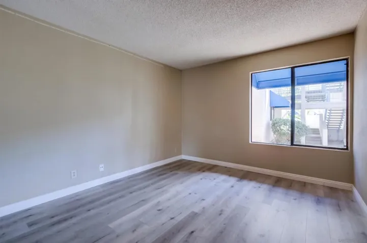 8324 Regents Rd 1o, San Diego, California 92122