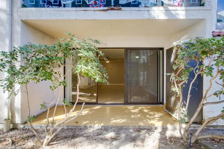 8324 Regents Rd 1o, San Diego, California 92122