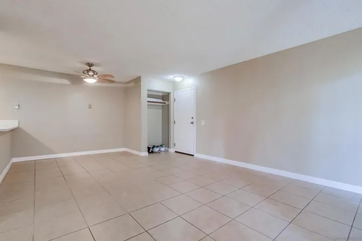 8324 Regents Rd 1o, San Diego, California 92122